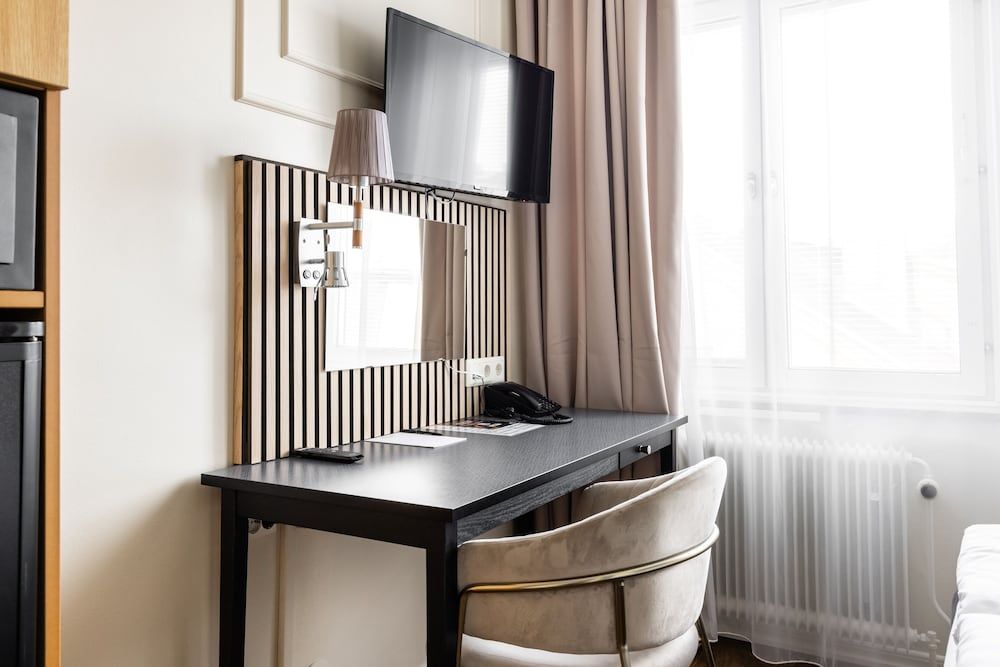 Comfort Hotel Linköping City Double Room (Compact) 6