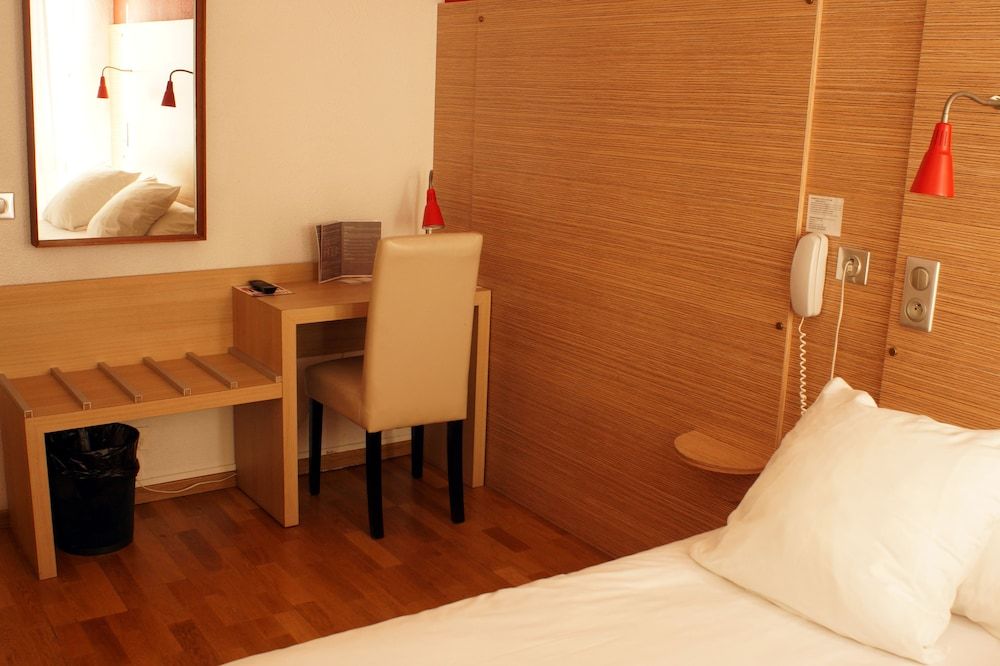 Hôtel Edmond Rostand Double Room 11