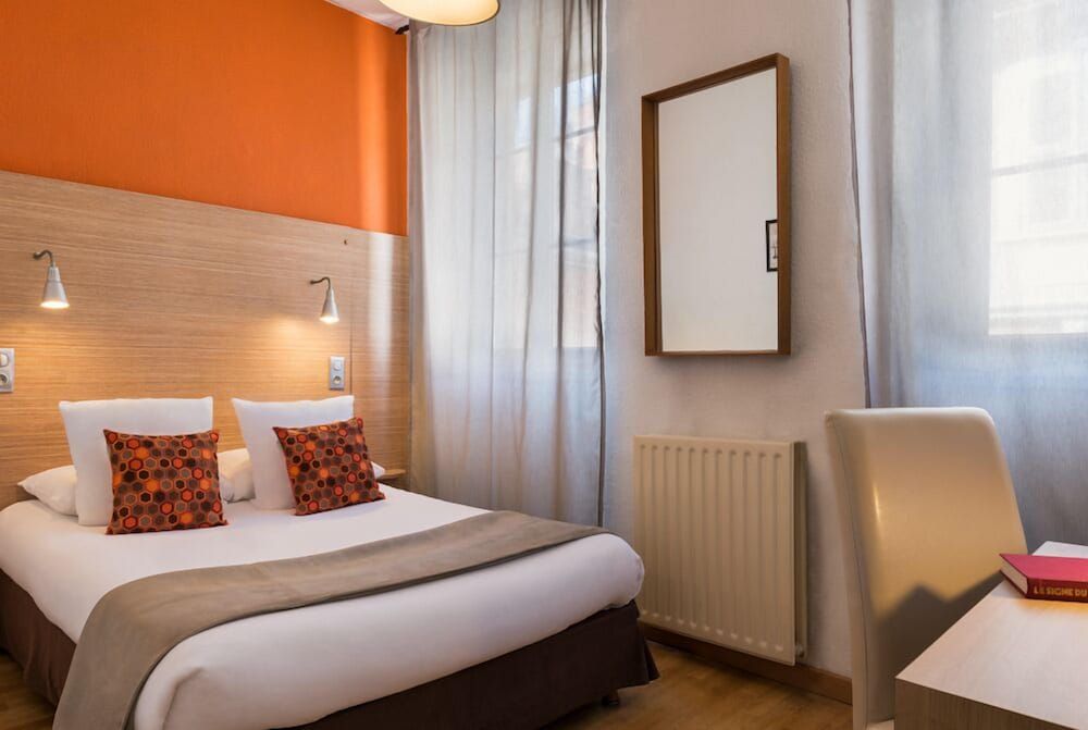 Hôtel Edmond Rostand Double Room 5