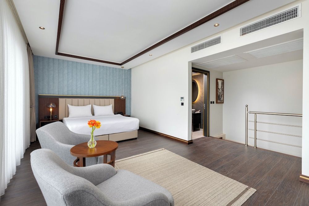 undefined Miracle Istanbul Asia Airport Hotel & Spa 8