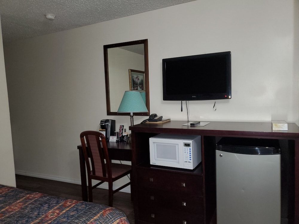 The Battlefords Inn Standard Double Room, 2 Double Beds 8