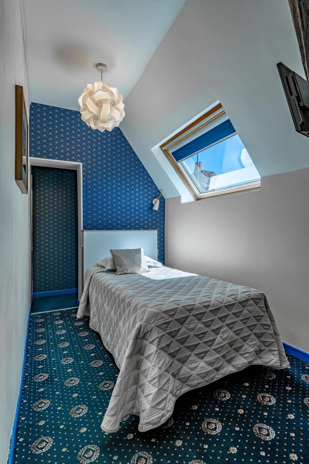 Logis Hotel Central Simple Room