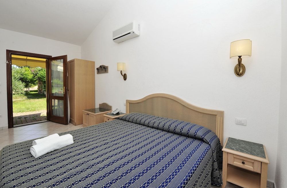 Hotel Cala Mirto