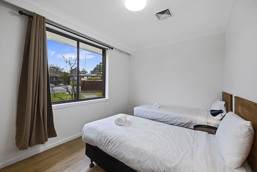 Econo Lodge Lilydale Four Bedroom Apartment 4