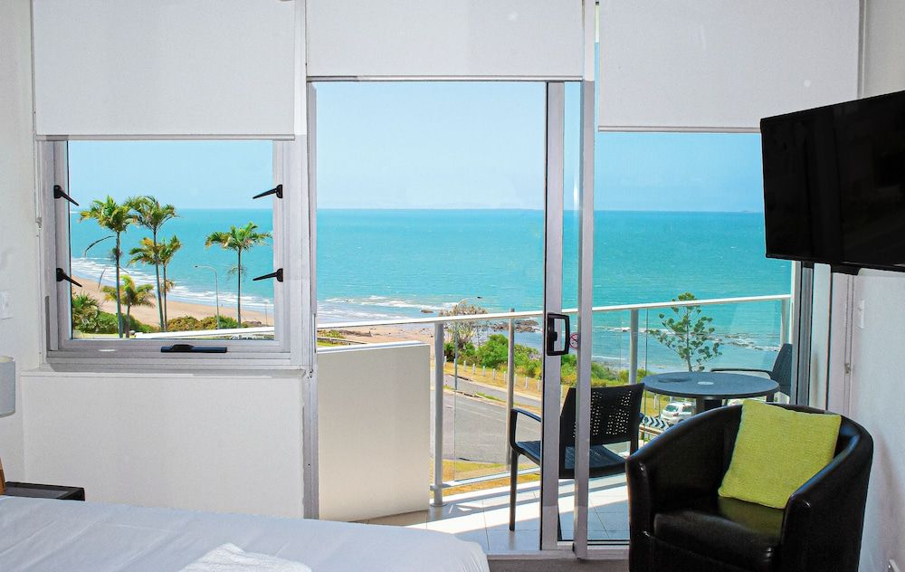 Oshen Holiday Apartments Yeppoon Studio Waterview 4