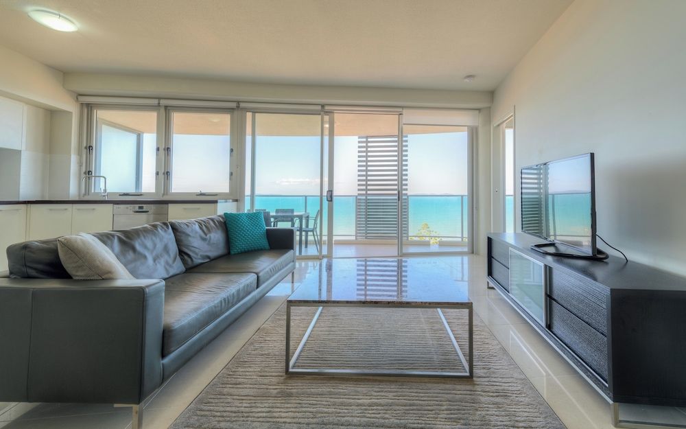 Oshen Holiday Apartments Yeppoon 3 Bedroom Apartment Water Views 5