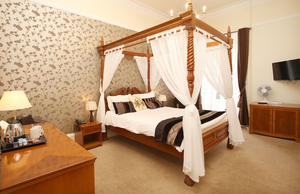 Woodlands Hotel, BW Signature Collection Standard Room, 1 Double Bed, Non Smoking (Canopy Bed)