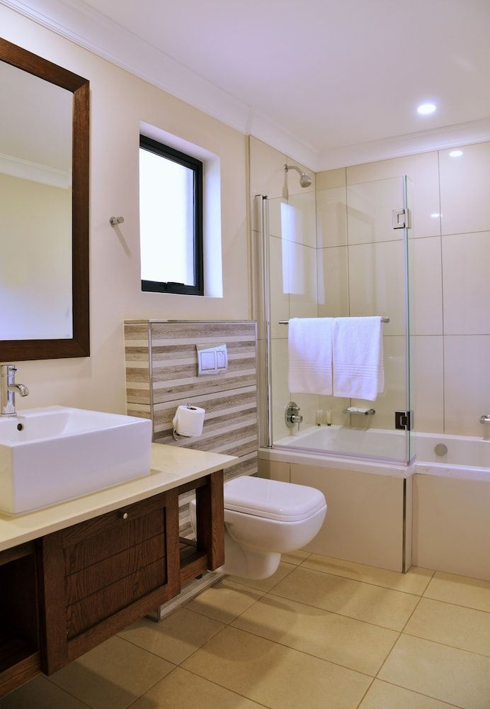 Premier Resort Sani Pass Executive Double Room 4