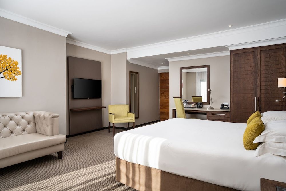 Premier Resort Sani Pass Superior Room, 1 King Bed, Mountain View