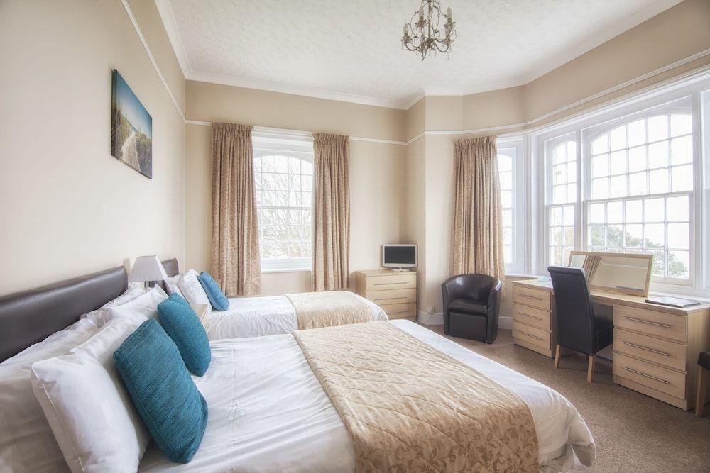 Luccombe Manor Country House Hotel Triple Room, Sea View 2