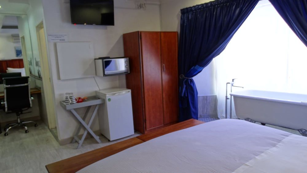 Sleepers Villa Executive Room (Plus) 3