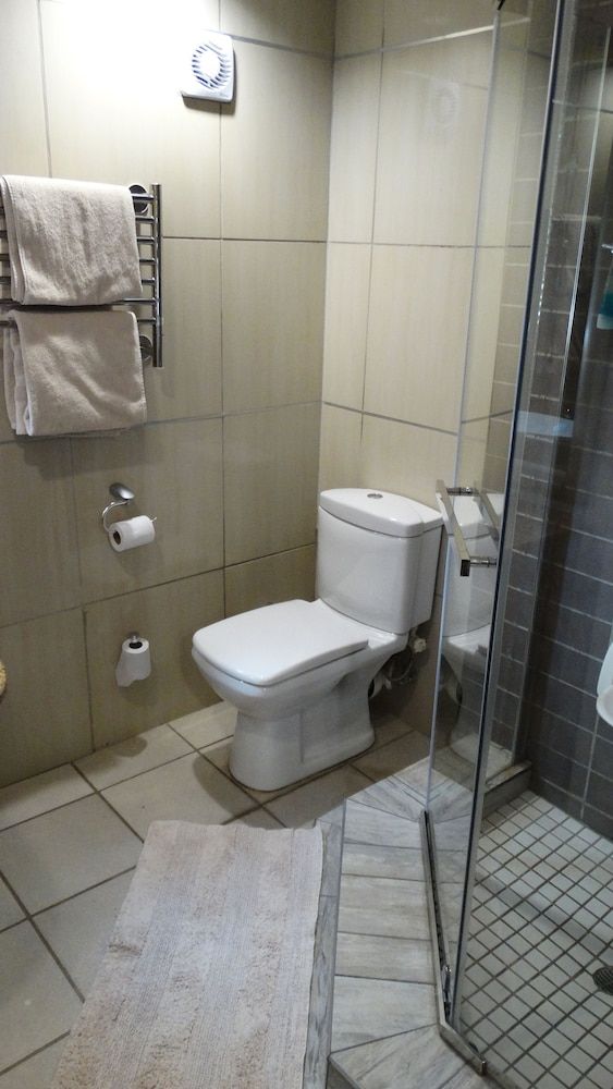 Sleepers Villa Executive Twin Room 5