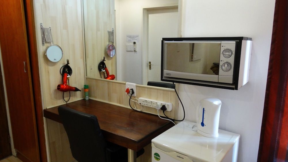 Sleepers Villa Executive Twin Room 11