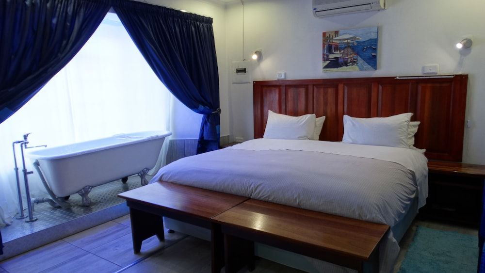 Sleepers Villa Executive Room (Plus) 2
