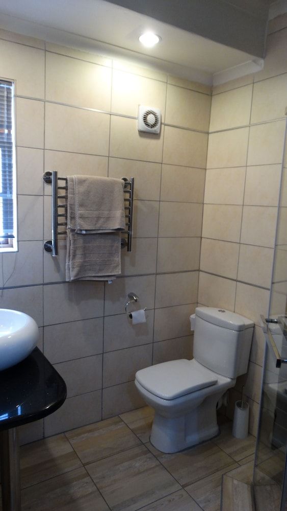 Sleepers Villa Executive Twin Room 4