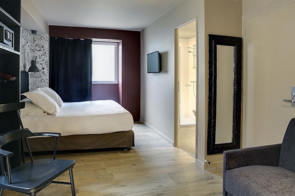 Best Western Citadelle Superior Room, 1 King Bed, Non Smoking (Twin bed on request) 4