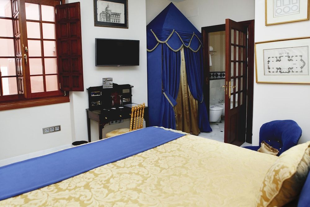 Hotel Ateneo Sevilla Standard Double Room 4
