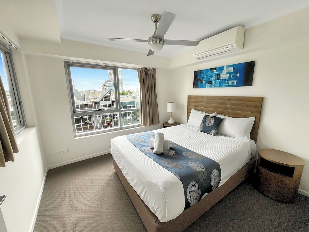 Direct Collective - Pavilion and Governor on Brookes Governor - 2 Bedroom Apartment