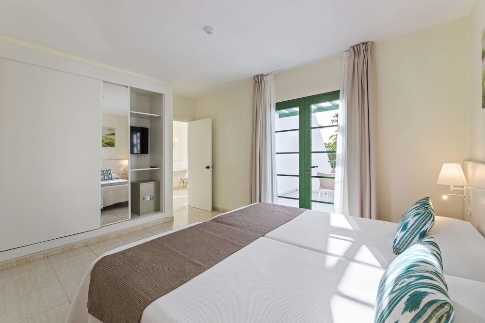 Junior Suite, Terrace (3 adults + 1 child)