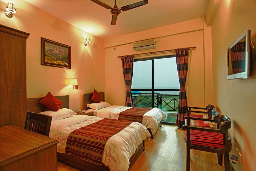 Hotel Lakefront Deluxe Double Room 3