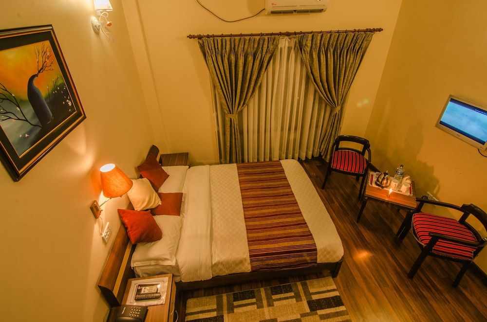 Hotel Lakefront Deluxe Double Room 4