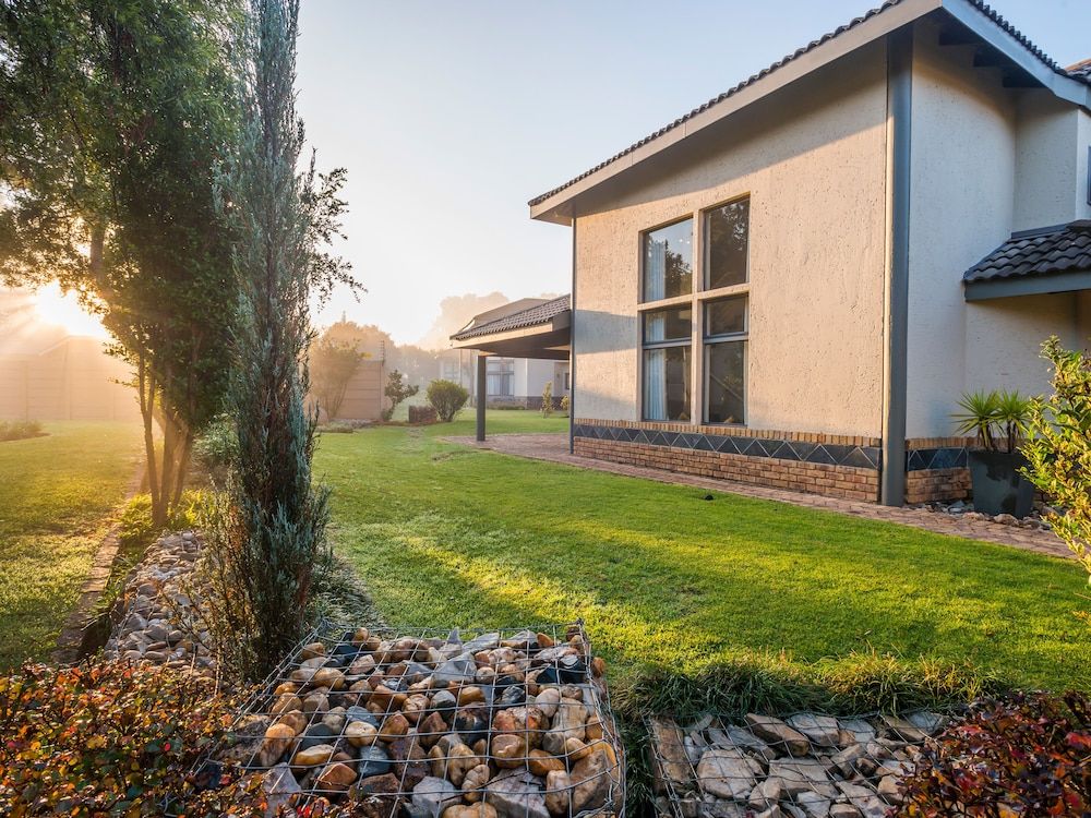 aha Kopanong Hotel & Conference Centre Executive Room 8