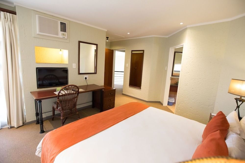 aha Kopanong Hotel & Conference Centre Suite 2