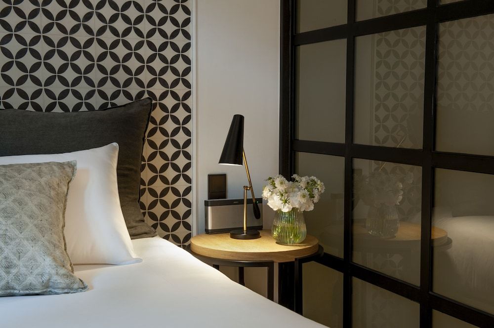 Serras Barcelona Superior Room (Ciutat Vella View)