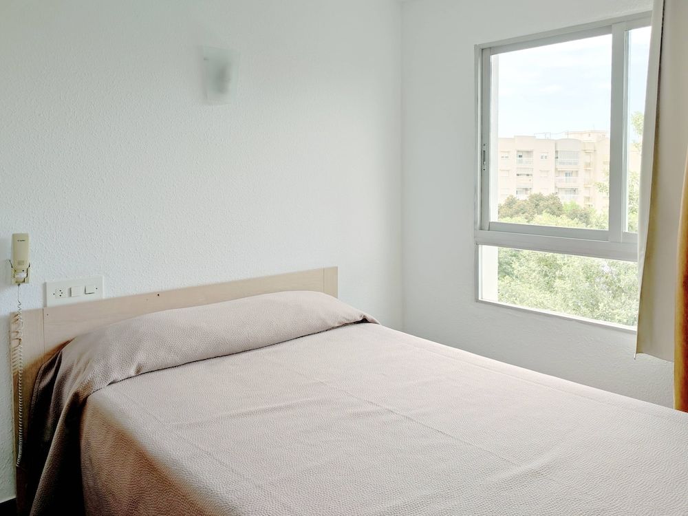 Hotel Porto Single Room