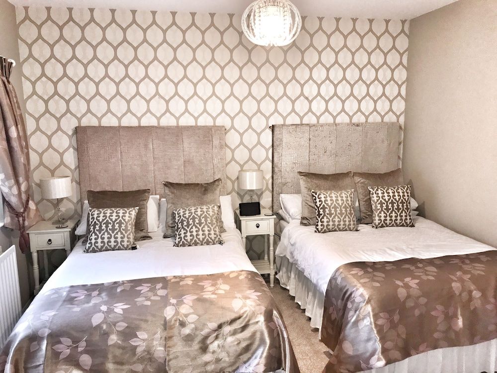 Elagh View Bed & Breakfast