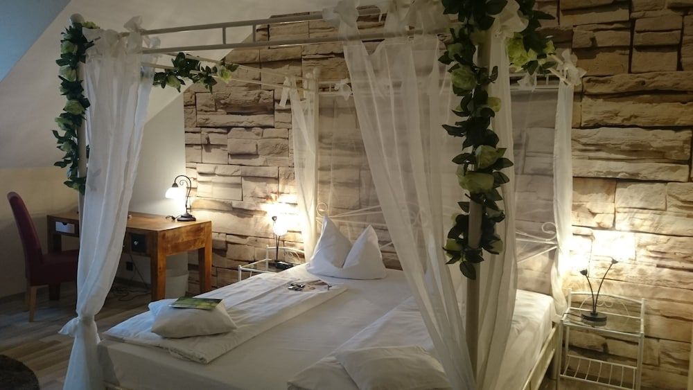 Superior Room, 2 Twin Beds (Cozy Sitting Corner)