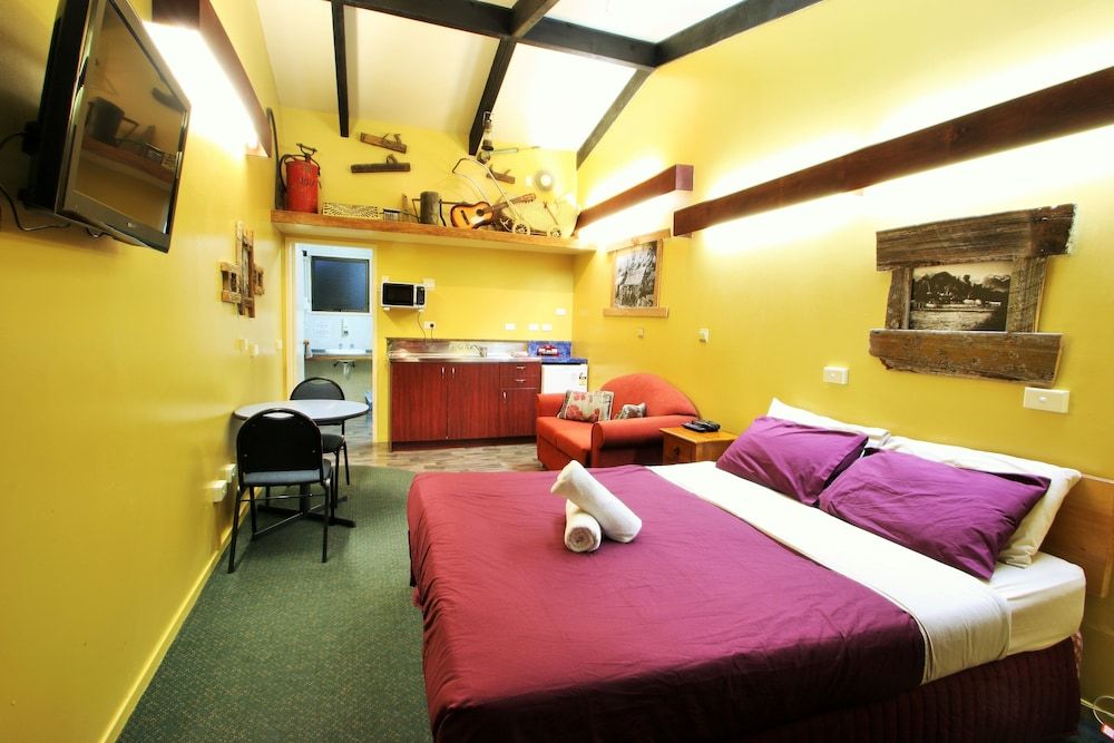 Chateau Backpacker & Motels Motel Room 2