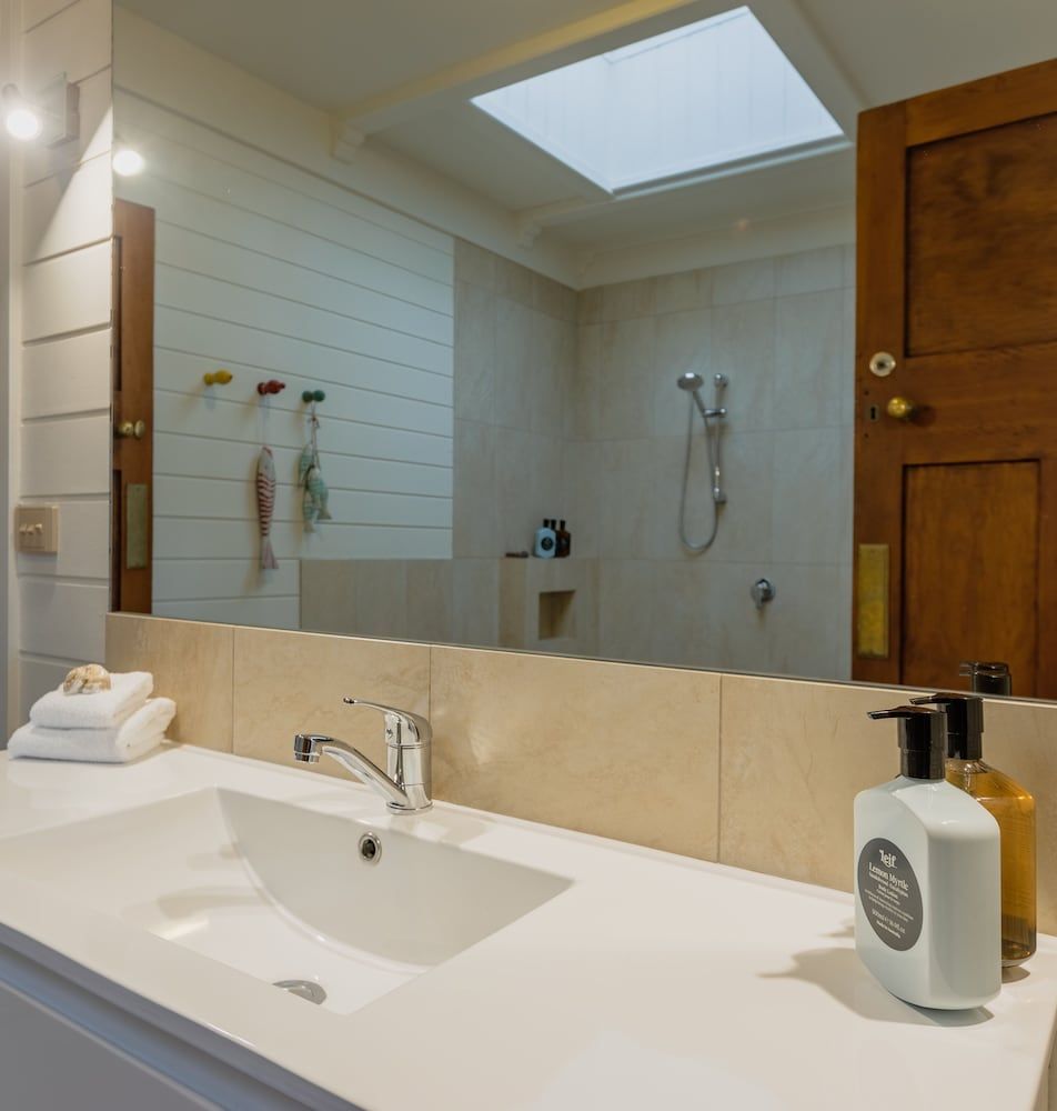 Bay Breeze Boutique Accommodation The Penthouse 8