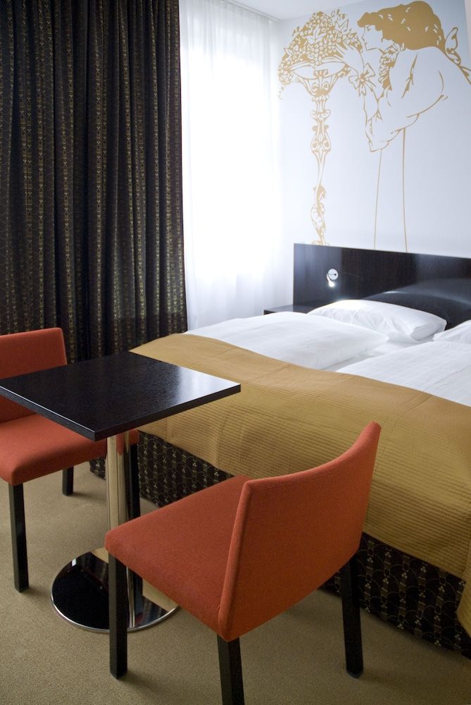 Alma Boutique Hotel Superior Double Room 4