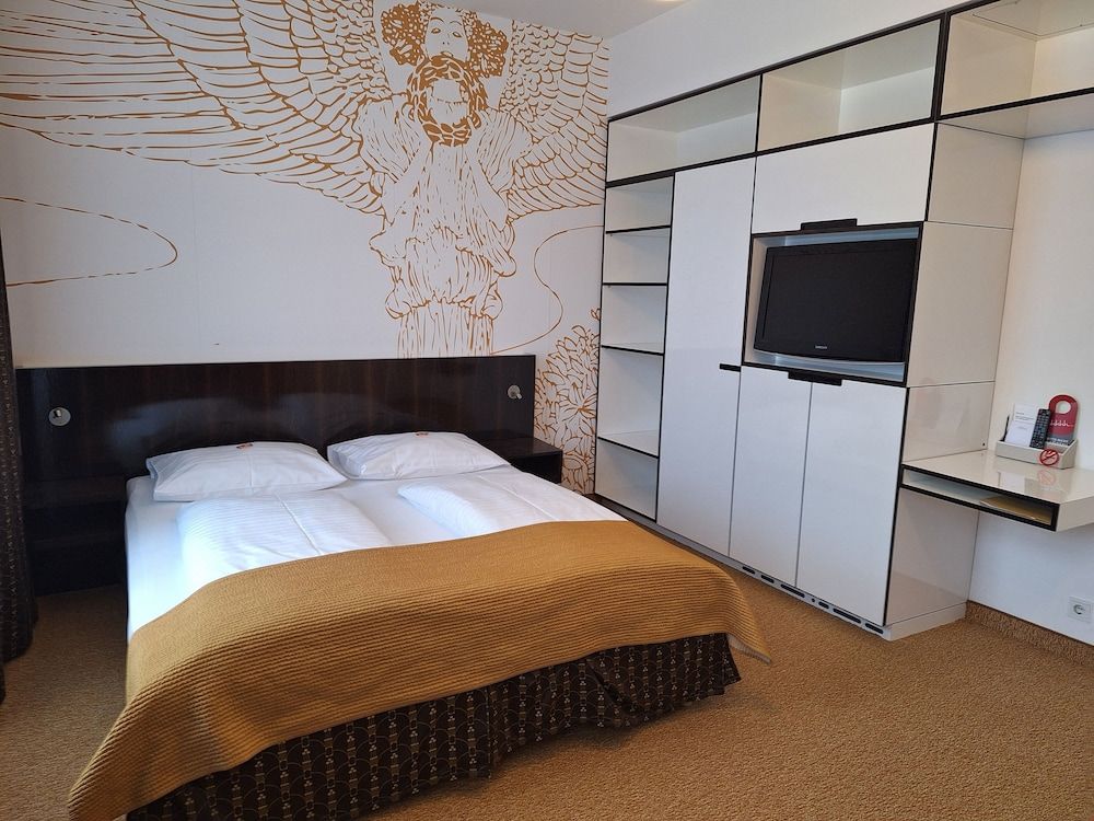 Alma Boutique Hotel Superior Double Room 12