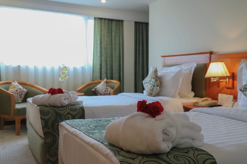 Ramada by Wyndham Tashkent Superior Twin Room 2