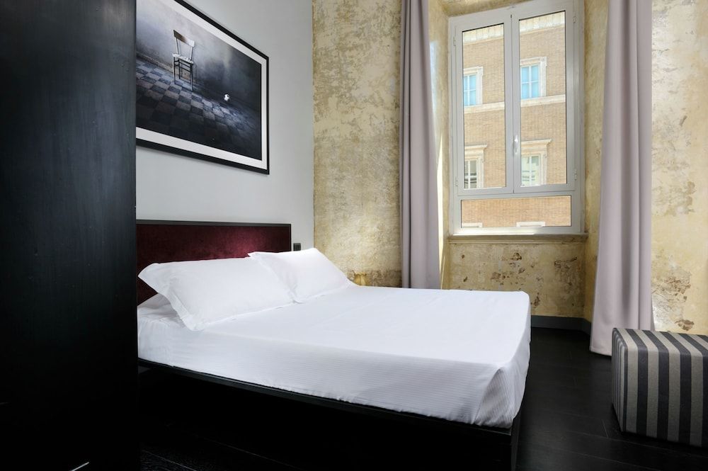 Suite Art Navona Deluxe Double Room, 1 Queen Bed