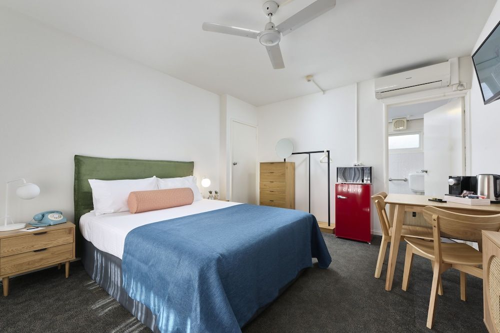 Baileys Motel Double Room 2