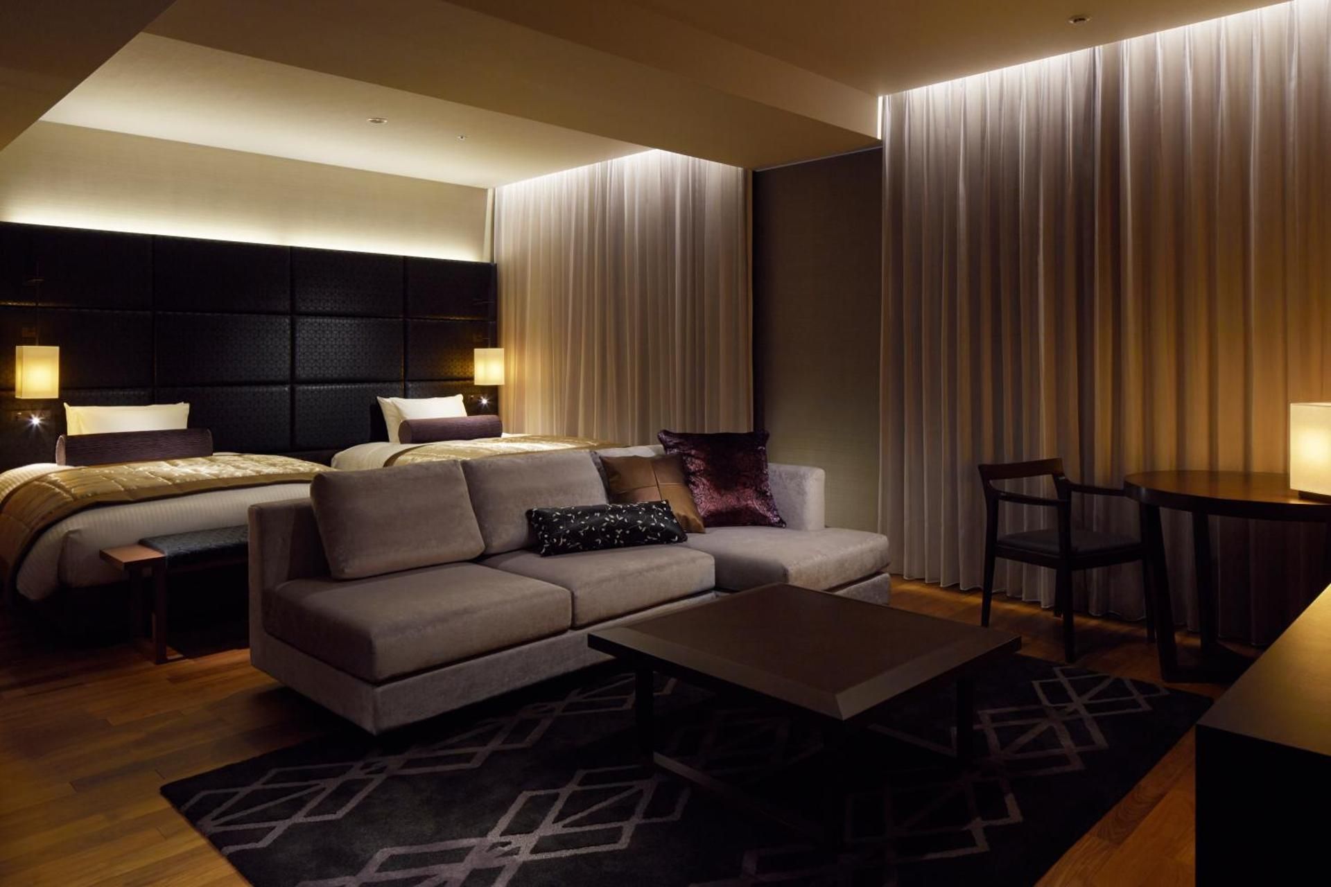 Junior Suite Twin Room with Lounge Access - Non-Smoking