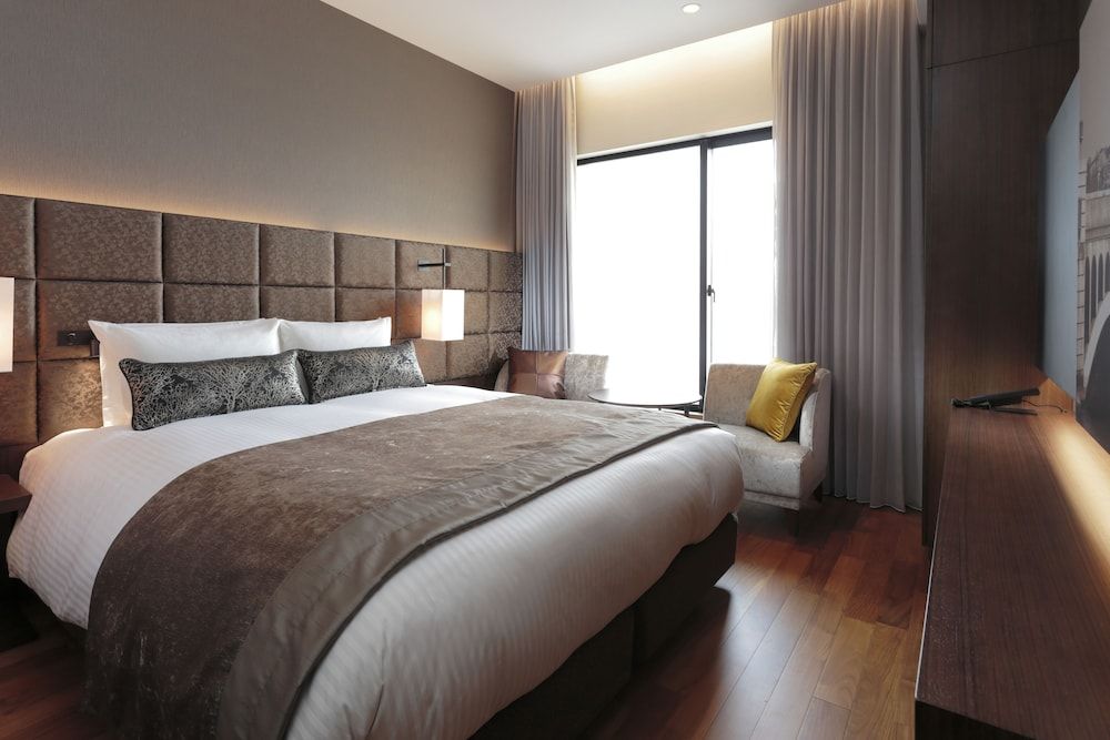undefined Mitsui Garden Hotel Osaka Premier 5
