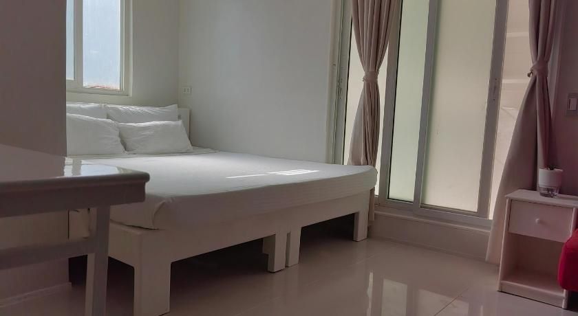 undefined Mecasa Hotel 6