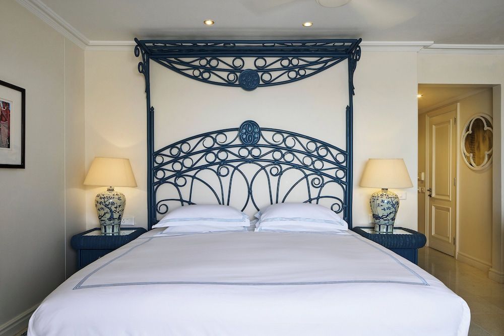 The Oyster Box Luxury Sea Facing Room (King/Twin) 4