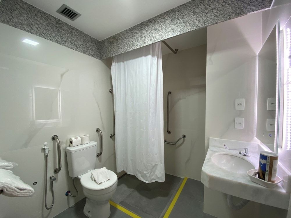 Golden Tower Pinheiros by Fênix Hotéis Basic Twin Room 3