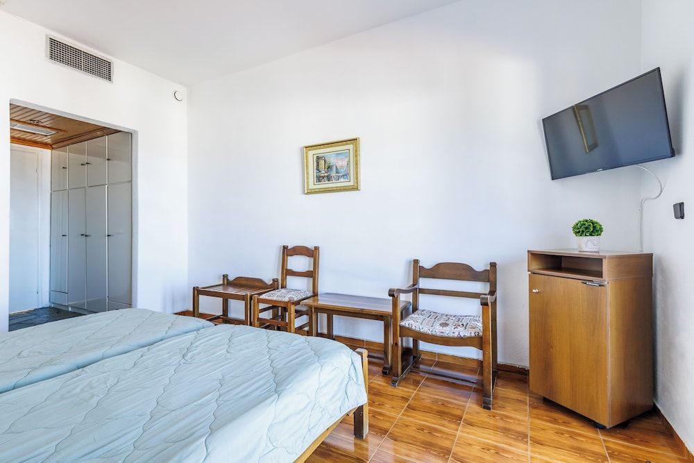 Hotel Dionyssos