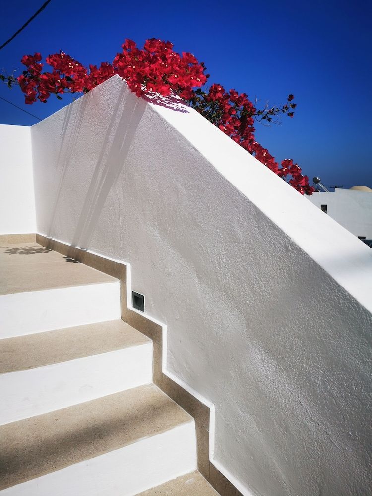 undefined Muses Cycladic Suites 7