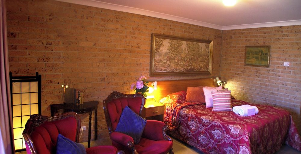 White Lanterns Motel Standard Single Room 15