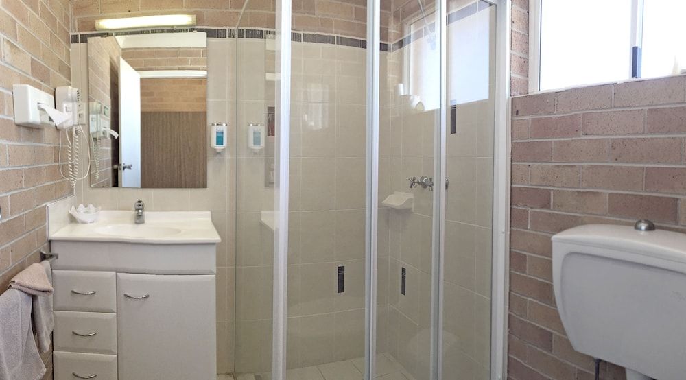 White Lanterns Motel Standard Single Room 12