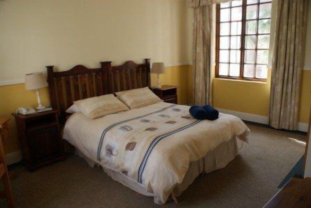 Umnenga Lodge - Double Room (8)
