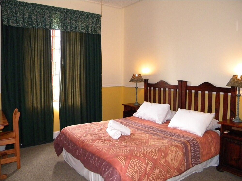 Umnenga Lodge - Double Room (8)