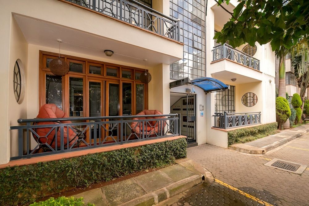 undefined Meltonia Luxury Suites 2